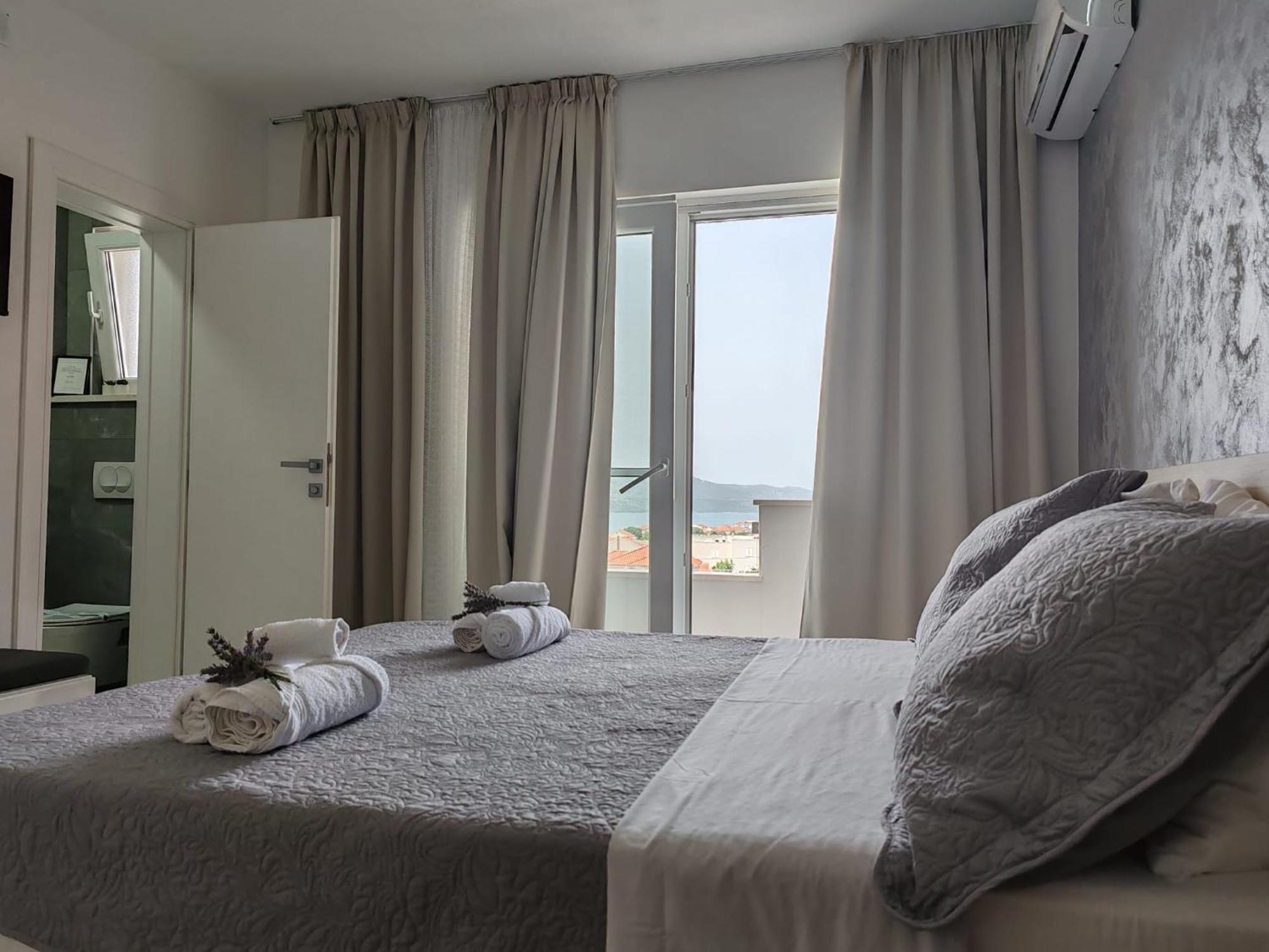 Paulina Harmony Rooms Seget Vranjica Exterior photo